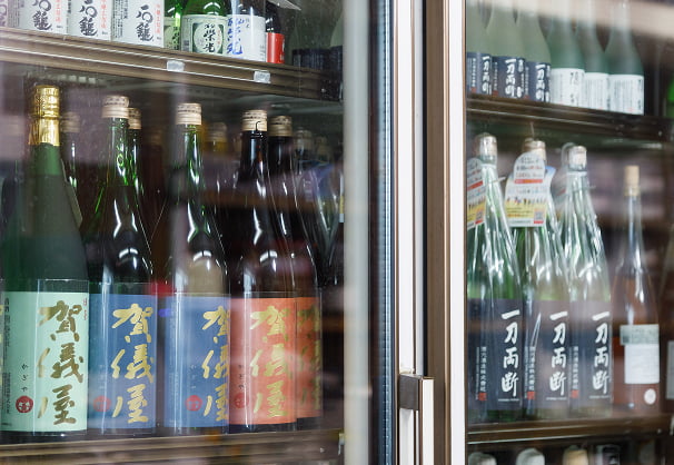 イメージ：セラー内のお酒