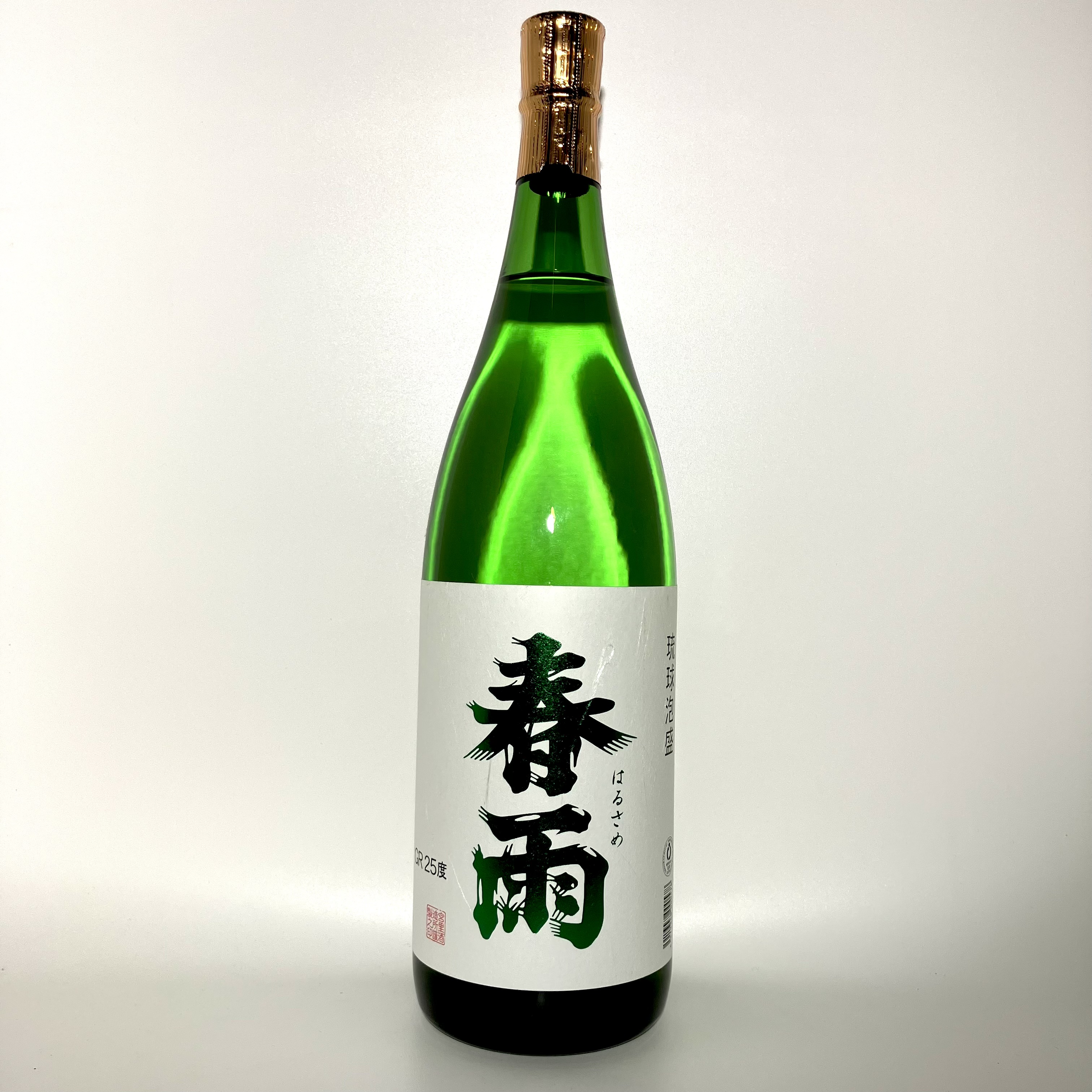 画像：宮里酒造所 琉球泡盛 春雨GR(グリーン) 25度 1800ml